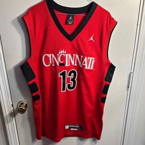 Jordan 2003 Cincinnati Bearcats Jersey #13 Men’s size Medium